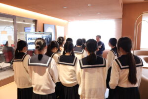博多女子高校会社見学